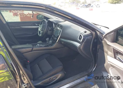 2017 Nissan Maxima 3.5 S z USA, uszkodzony, nr VIN 1N4AA6AP3HC451634